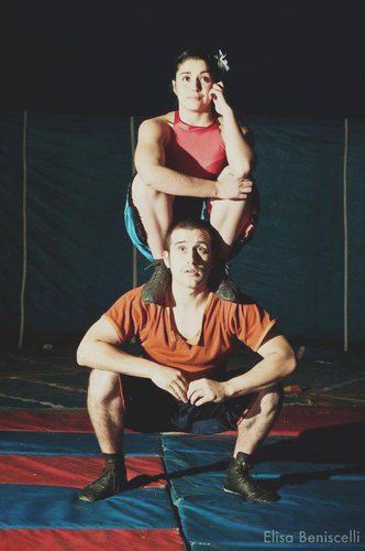 Afiche de "#AprendoEnCasa: Entrenamiento Mano a Mano El Circo del Mundo"
