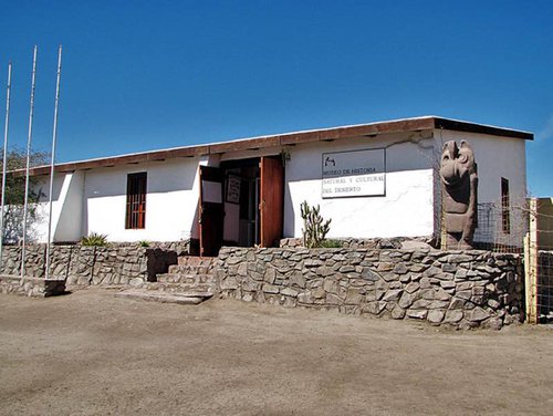 Afiche del evento "Museo de Historia Natural y Cultural del Desierto de Atacama"