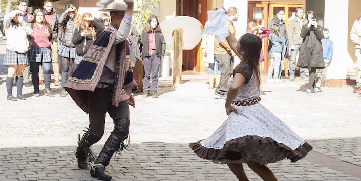 Afiche del evento "Cueca para Todos en el Museo Histórico Nacional"
