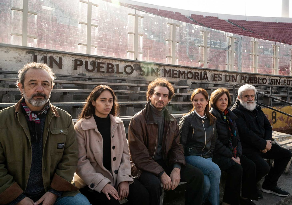 Afiche del evento "Primavera con una esquina rota - Mes de los Públicos 2023"
