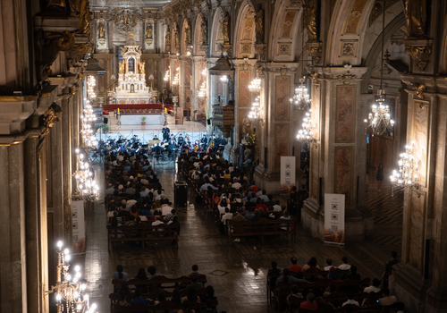 Afiche del evento "Música UC en la Catedral de Santiago: Sólo Beethoven"