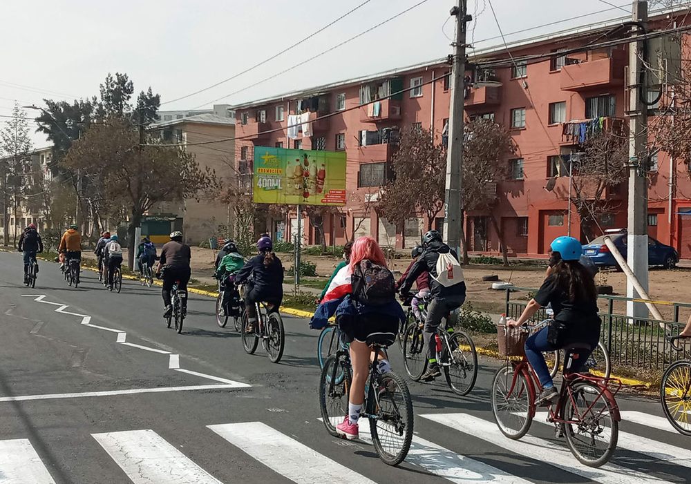Afiche del evento "Festival OH! Stgo: Ciclovía de La Chimba: una ruta cuidadora"