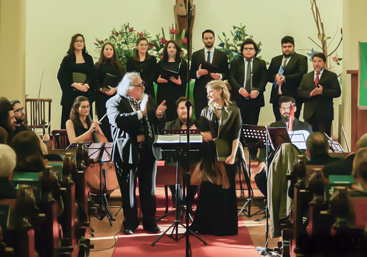 Afiche del evento "Bach Santiago llega a cien cantatas: reviva el primer concierto"